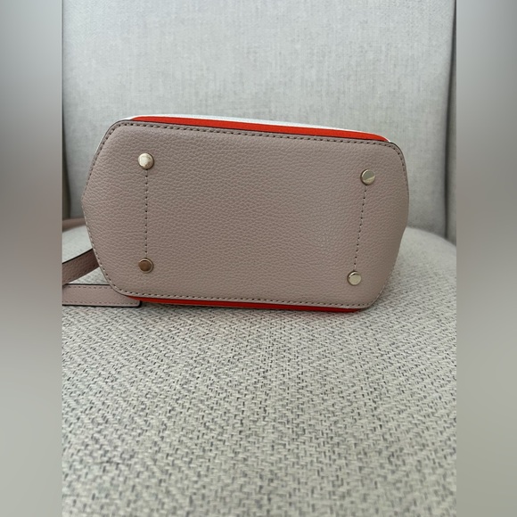 Kate Spade Striped handbag - Picture 4 of 7